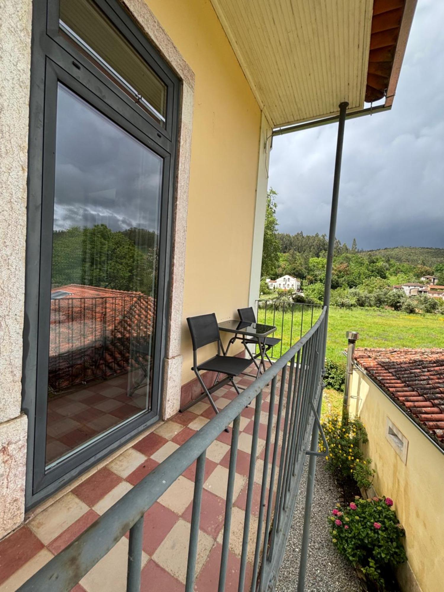 Casa Joya Bed & Breakfast Góis Eksteriør bilde